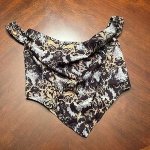 Prettylittlething top perfect for going out.